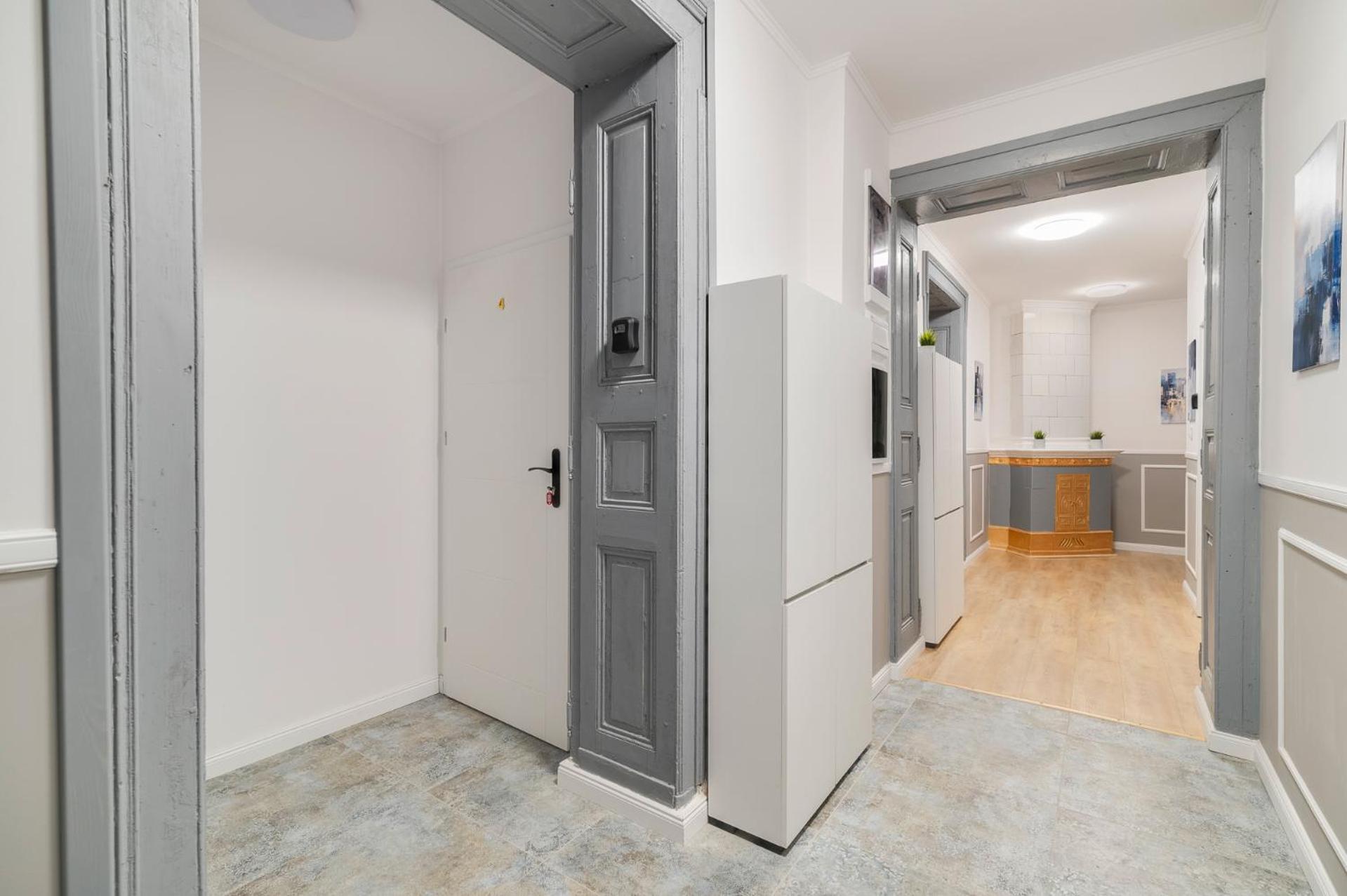 Hotel apartamentowy Centrum 5 7 Prochnika 21 *